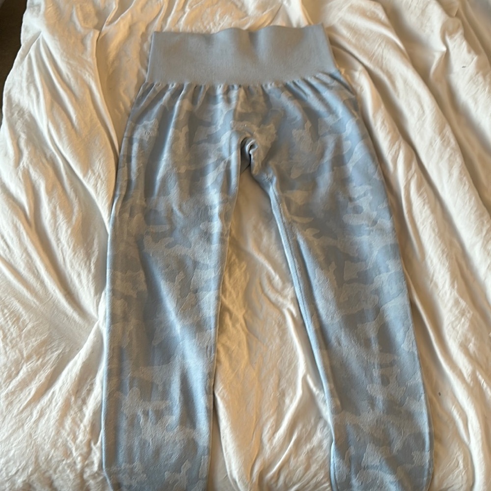 NVGTN Camo Leggings
